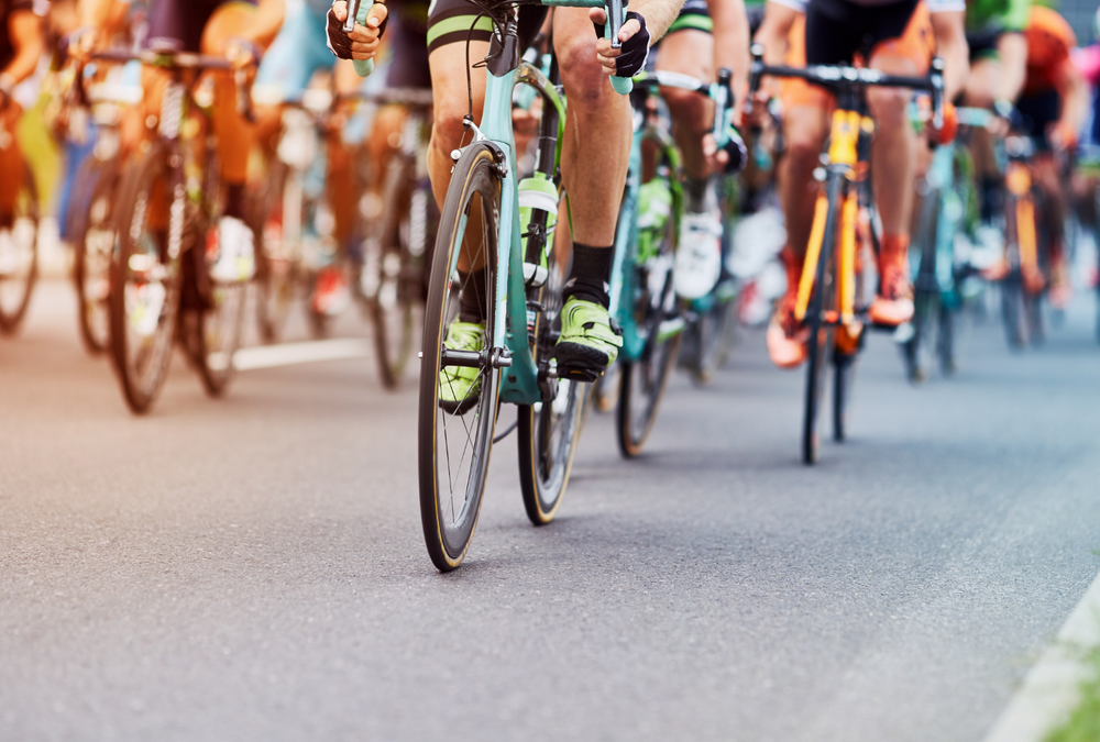 Bloková nebo tradiční periodizace? Dopady na výkonnost cyklistů po 12 týdnech tréninkového procesu